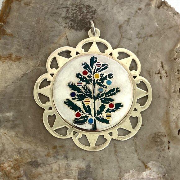 VTG LUNT Sterling Silver 925 Merry Christmas Tree Pendant Ornament Engraved 1979 - Picture 6 of 16